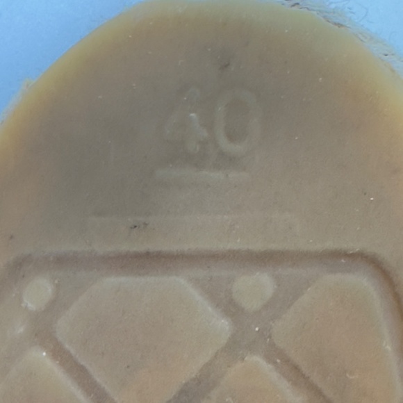 CHANEL Beige/Black Espadrilles, IT 40. As-Is Condition. - Picture 14 of 15